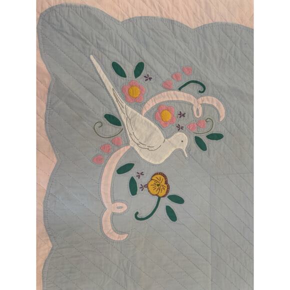 Handmade Machine Sewn Quilt Top Patchwork Scalloped Reversible 91” L x 78” W - Picture 14 of 14